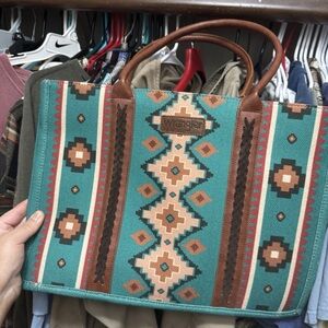Wrangler Green and Brown Geometric Tote Bag